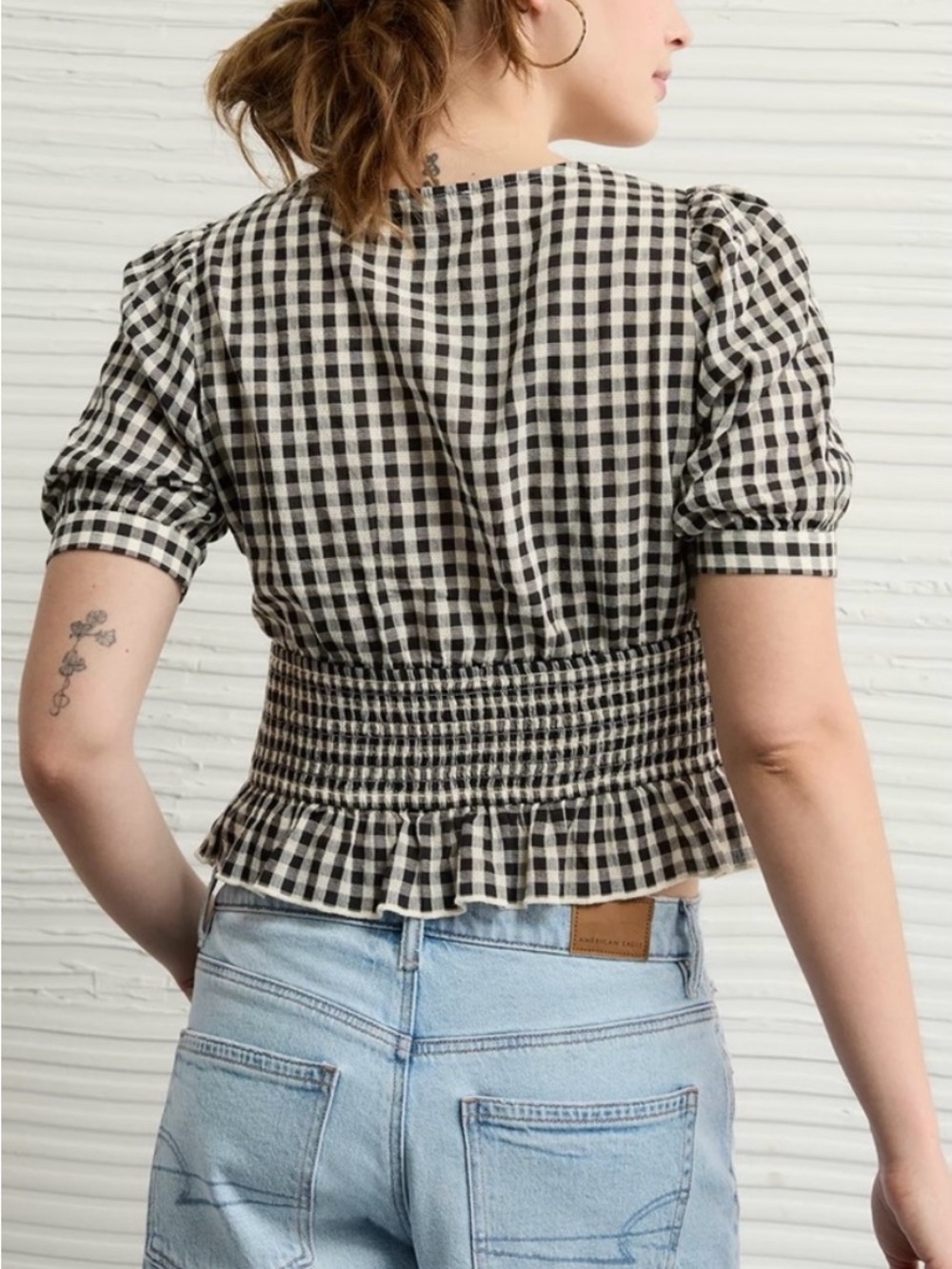 AE V-neck puff sleeve corset top